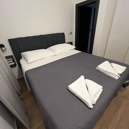 Apartmani Karla Paklenica スタリグラード エクステリア 写真