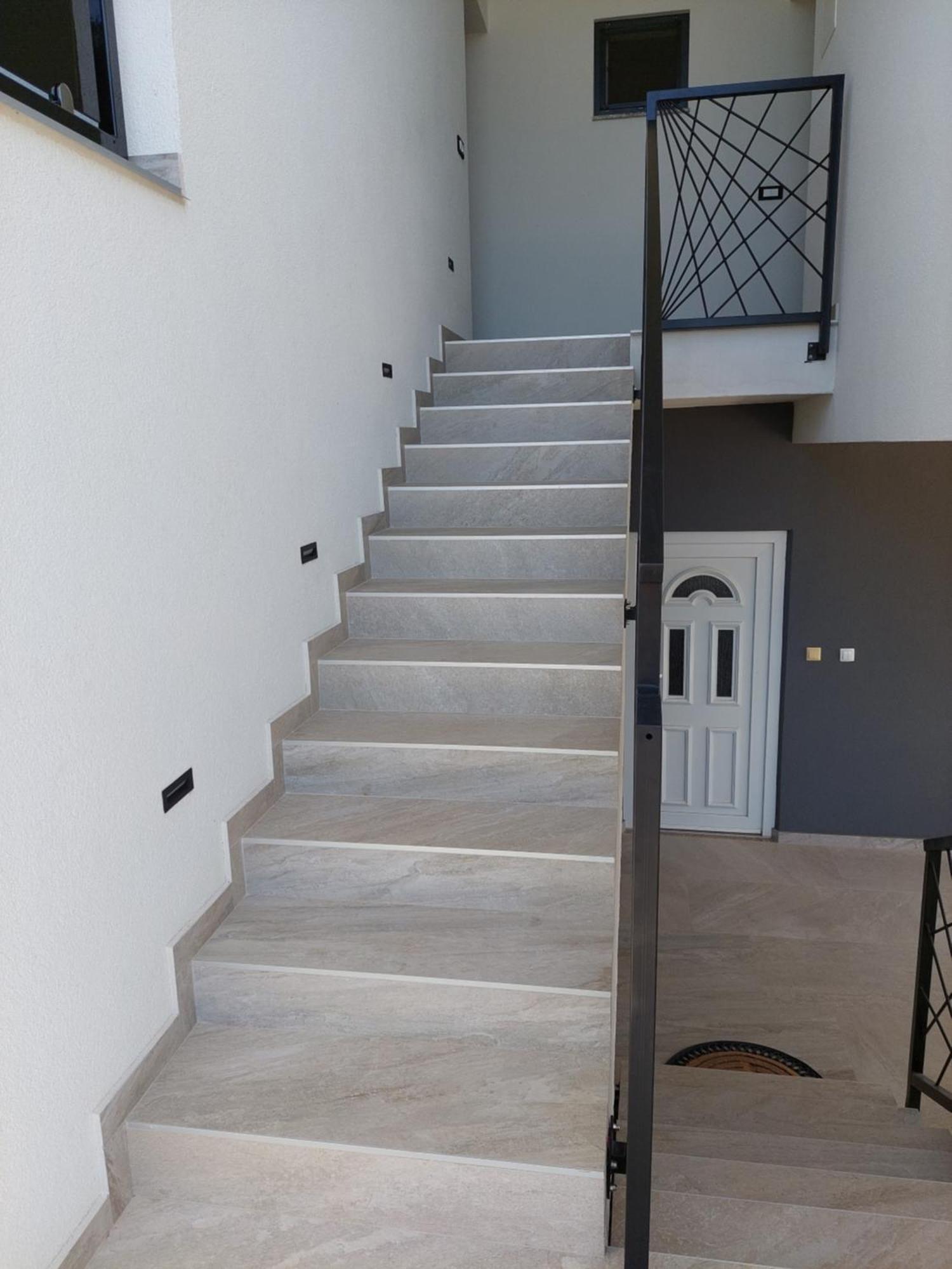 Apartmani Karla Paklenica スタリグラード エクステリア 写真