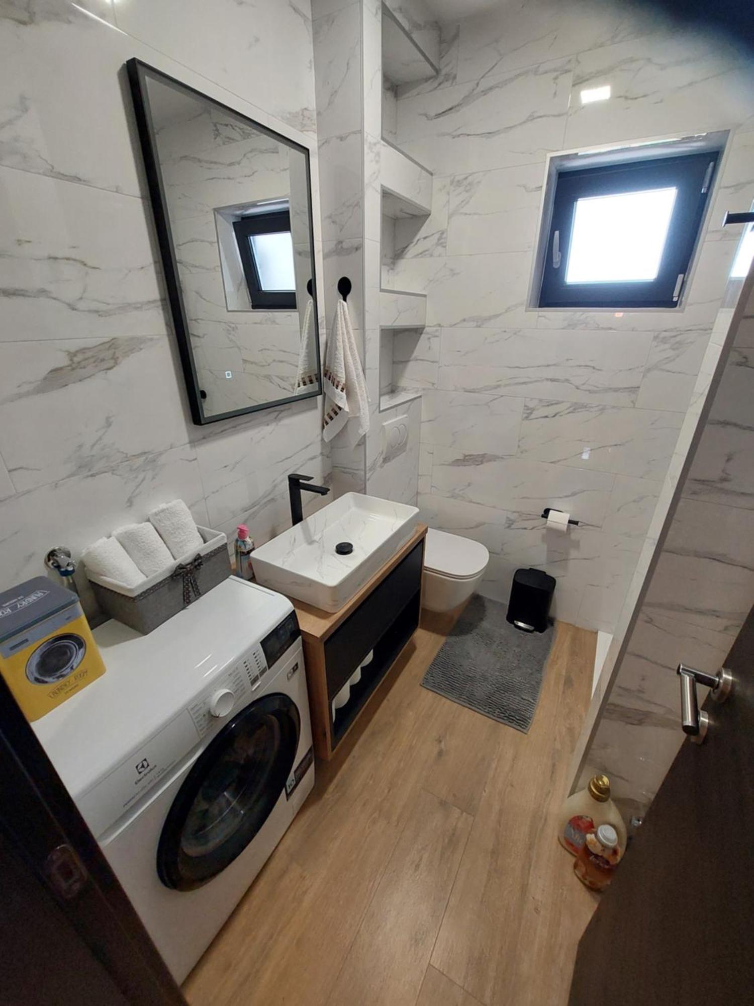 Apartmani Karla Paklenica スタリグラード エクステリア 写真